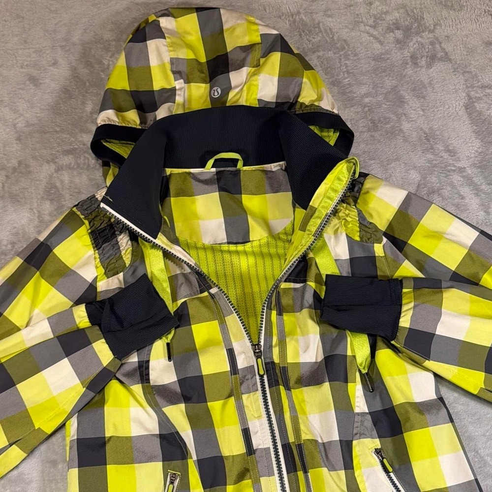 Lululemon Checkered Hooded Jacket | Lime Green/Gray | Medium